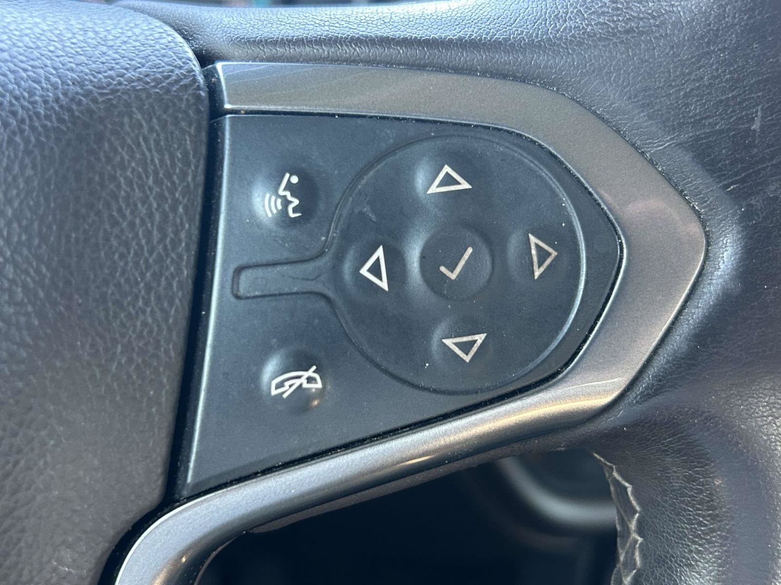 Used 2018 Chevrolet Silverado 1500 LTZ Z71 AWD/4WD image 25