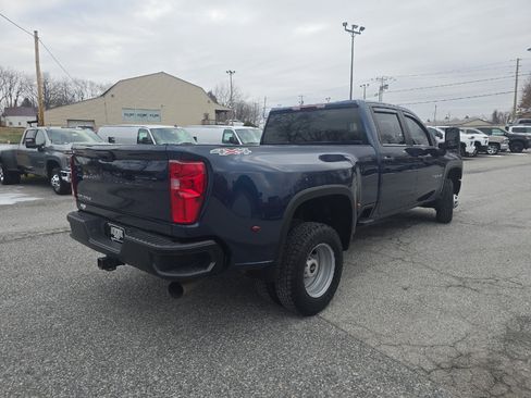 Used 2023 Chevrolet Silverado 3500 W/T image 14
