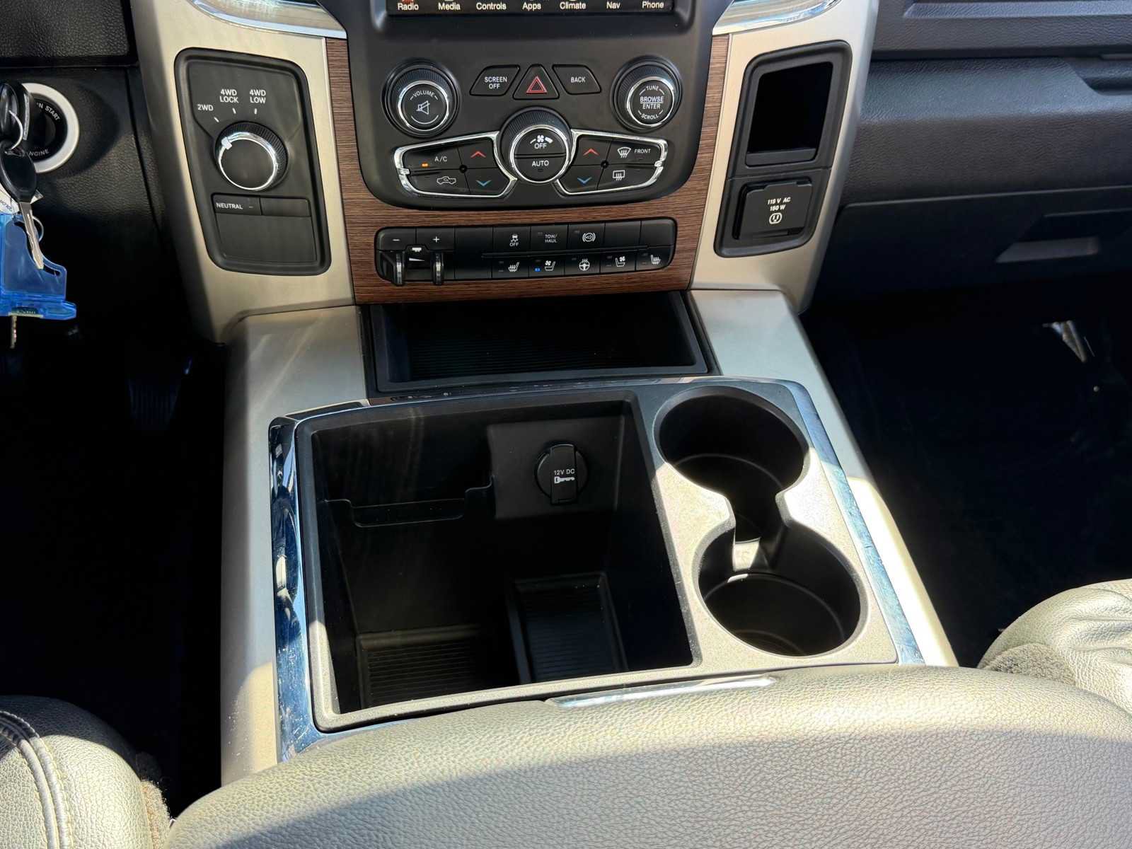 Used 2013 RAM 3500 Laramie w/ Cold Weather Group AWD/4WD image 19