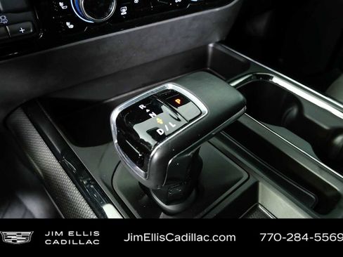 Used 2023 Chevrolet Silverado 1500 ZR2 w/ Technology Package AWD/4WD image 17