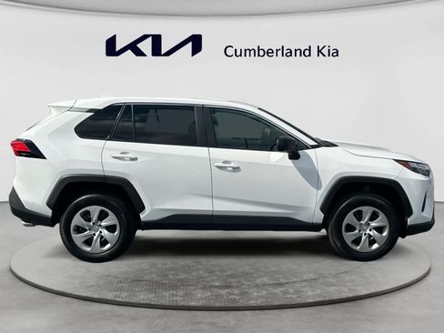 Used 2025 Toyota RAV4 LE AWD/4WD image 6