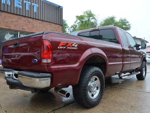 Used 2007 Ford F250 XLT AWD/4WD image 3
