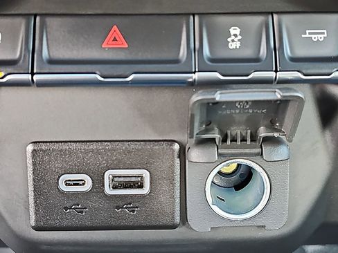 New 2026 Chevrolet Silverado 1500 W/T w/ WT Value Package image 24