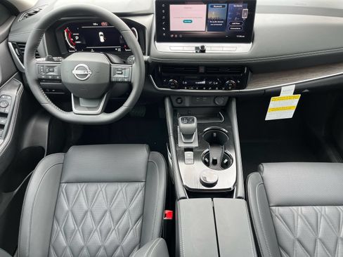 New 2026 Nissan Rogue Platinum AWD/4WD image 12