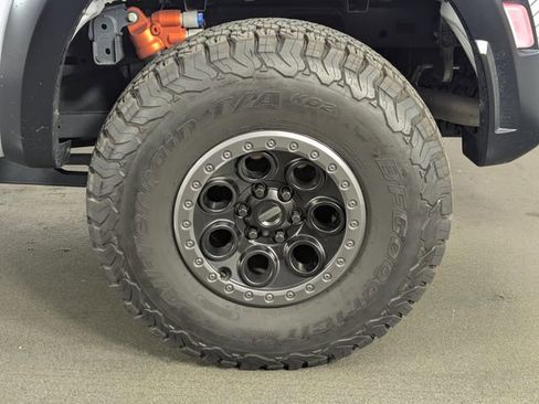 Used 2025 Ford F150 Raptor AWD/4WD image 11