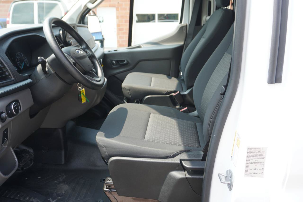 Used 2025 Ford Transit 250 Low Roof w/ Exterior Upgrade Package RWD image 17