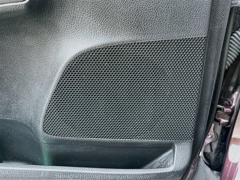 Used 2018 Toyota RAV4 XLE FWD image 19
