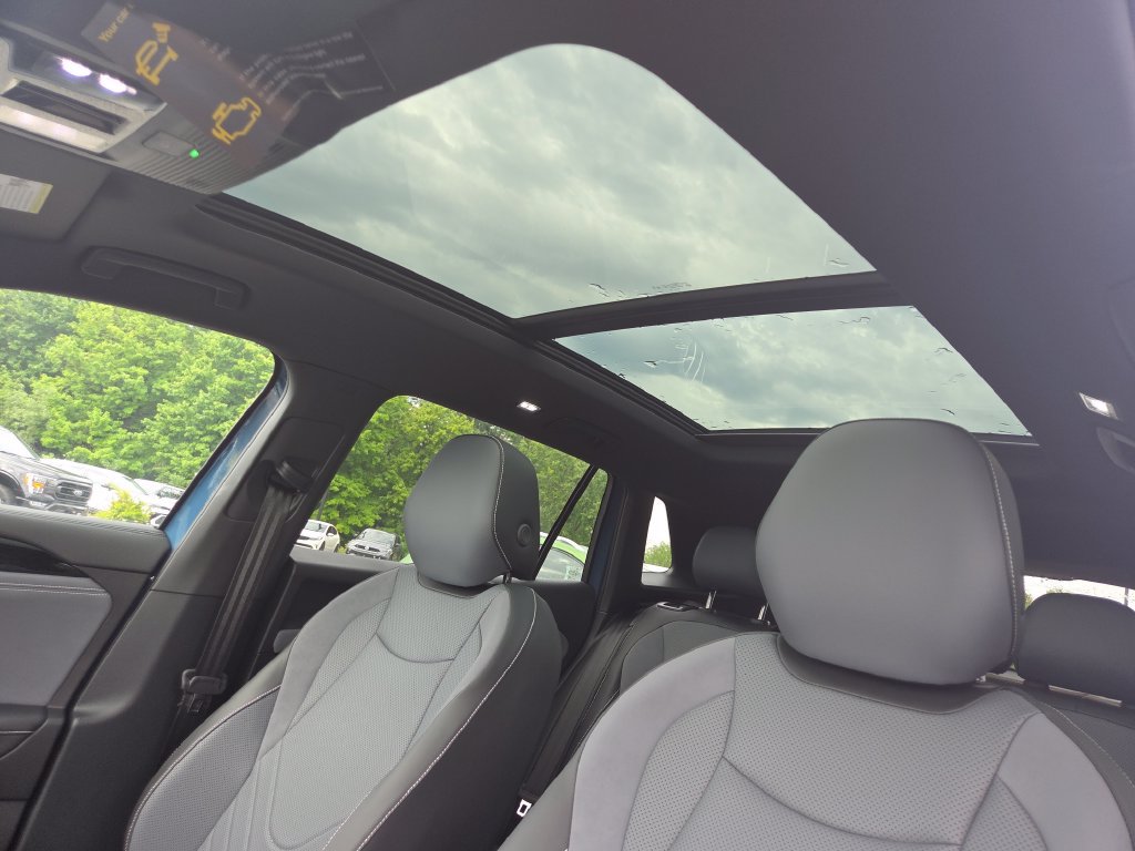 New 2026 Volkswagen Tiguan SE R-Line AWD/4WD image 4