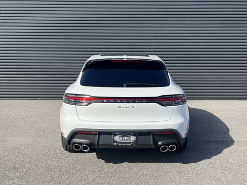 Certified 2024 Porsche Macan S image 10