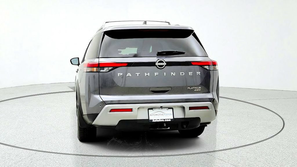 Used 2024 Nissan Pathfinder Platinum AWD/4WD image 6