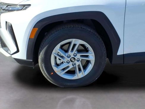 New 2026 Hyundai Tucson SE FWD image 10