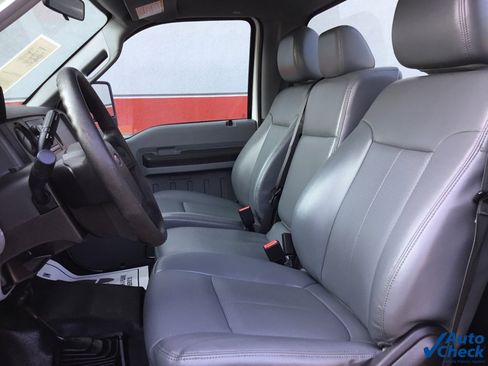 Used 2015 Ford F250 XL w/ Snow Plow Prep Package image 34