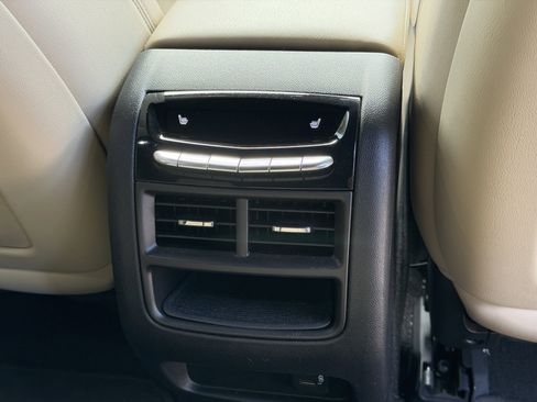 Certified 2019 Cadillac XT5 Premium Luxury image 20