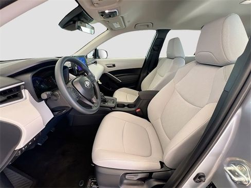 New 2026 Toyota Corolla Cross L image 18