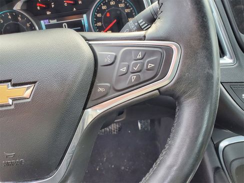 Used 2017 Chevrolet Malibu Premier image 15