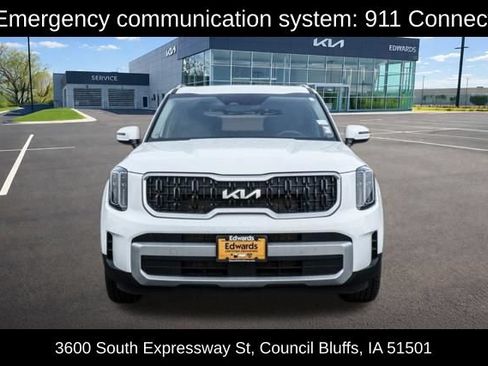 Used 2025 Kia Telluride EX w/ EX Captain's Chair Package AWD/4WD image 30