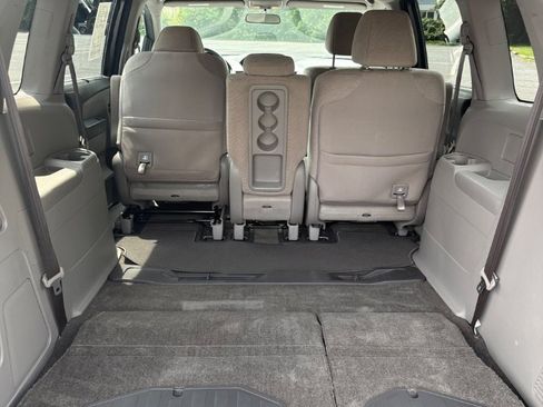 Used 2013 Honda Odyssey EX image 25