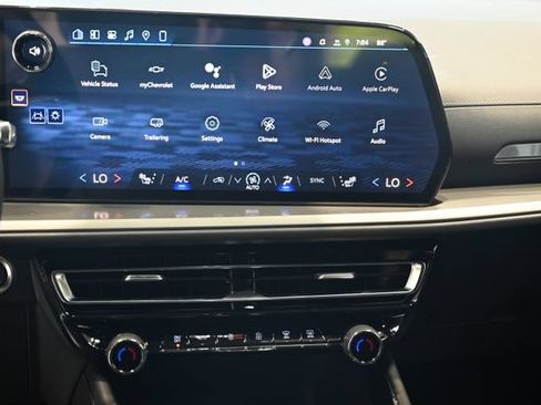 New 2026 Chevrolet Traverse LT w/ Driver Confidence Package FWD image 15