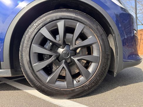 Used 2023 Tesla Model X image 74