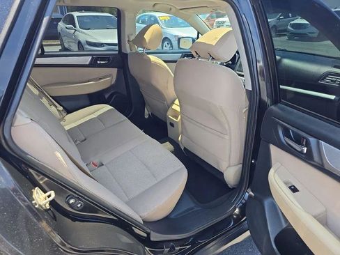 Used 2017 Subaru Outback 2.5i Premium AWD/4WD image 16