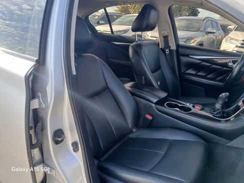 Used 2018 INFINITI Q50 Luxe RWD image 19