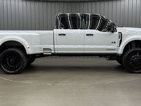 Used 2026 Ford F450 Platinum w/ Platinum Plus Package AWD/4WD image 6