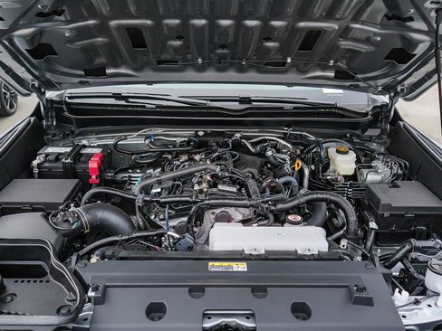 New 2025 Toyota Tacoma TRD Sport image 14