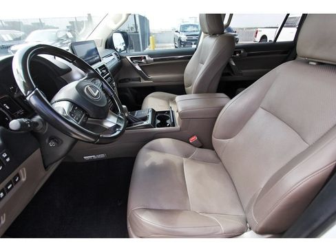 Used 2022 Lexus GX 460 Luxury w/ Off Road Package AWD/4WD image 6
