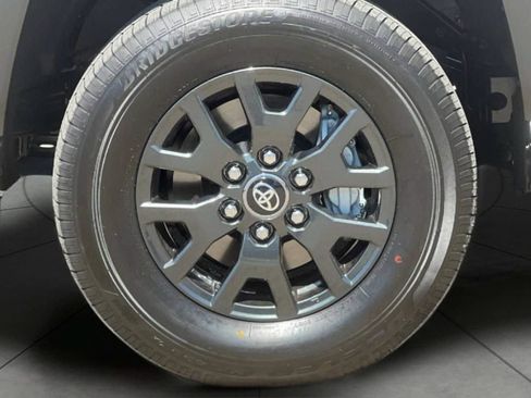 New 2026 Toyota 4Runner SR5 AWD/4WD image 26
