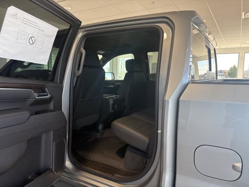 New 2026 Chevrolet Silverado 1500 LT w/ Z71 Off-Road Package AWD/4WD image 21