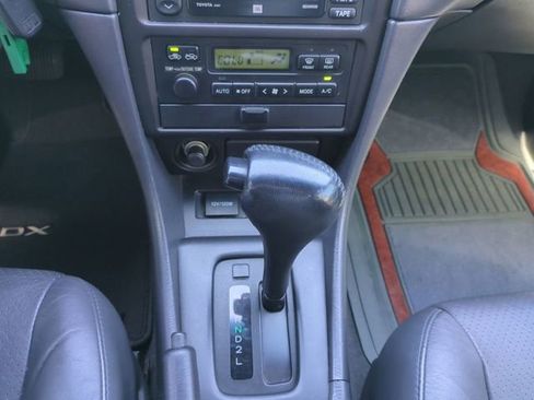 Used 2001 Toyota Solara Convertible FWD image 22