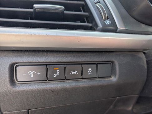 Used 2021 Kia Telluride LX image 16