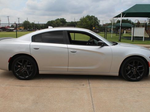 Used 2023 Dodge Charger SXT w/ Blacktop Package RWD image 5