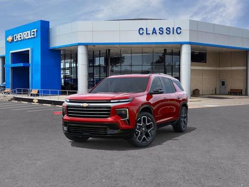 New 2026 Chevrolet Traverse High Country w/ LPO, Floor Liner Package FWD image 8