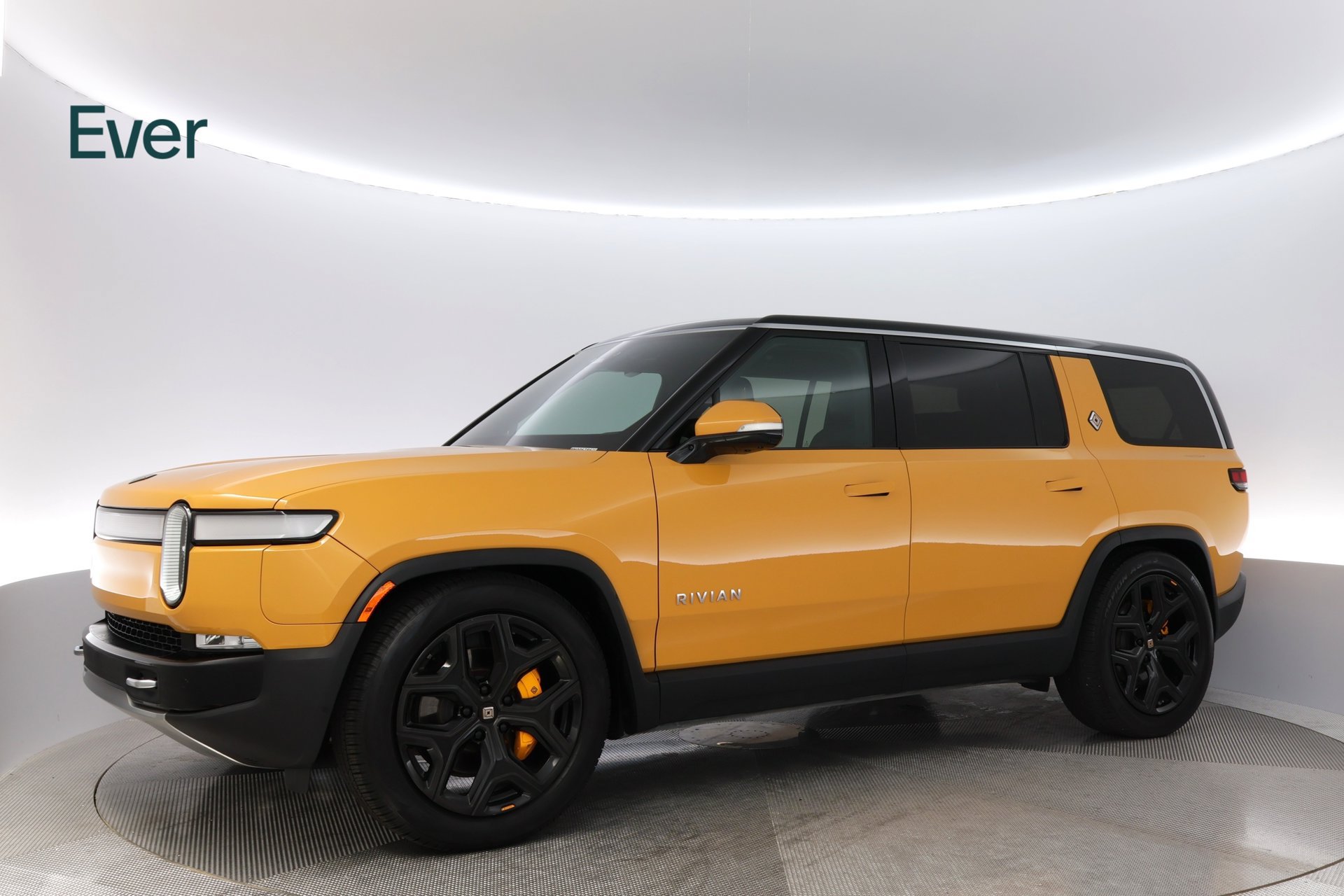 Used 2023 Rivian R1S Adventure Quad AWD/4WD image 18