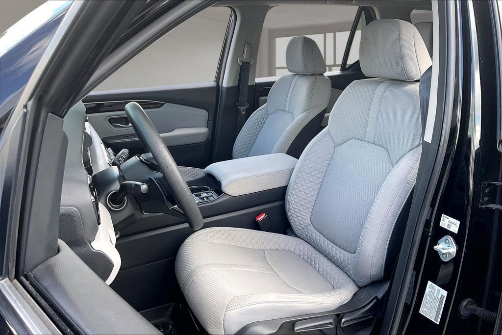 Used 2023 Honda Pilot LX image 20