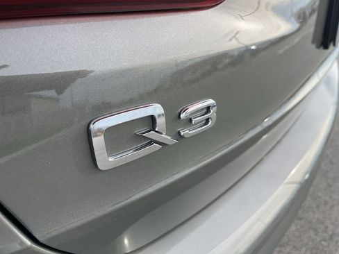 Used 2025 Audi Q3 2.0T Premium image 12