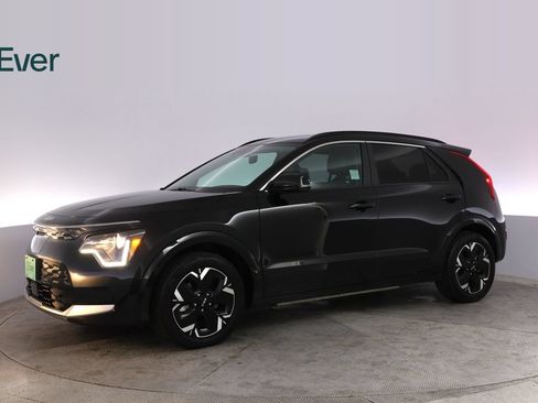 Used 2024 Kia Niro Wind FWD image 18