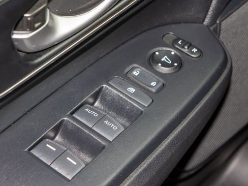 Certified 2022 Honda CR-V Touring image 35