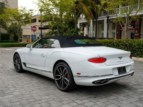 Used 2024 Bentley Continental GT V8 image 53