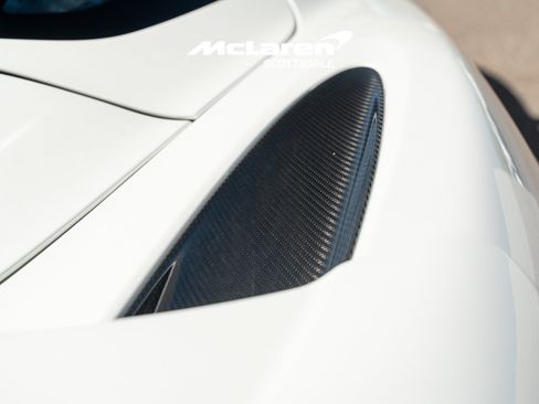 Used 2024 McLaren 750S Spider RWD image 26