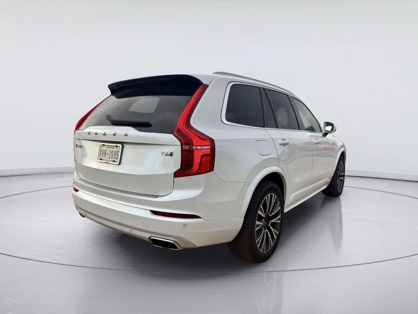 Used 2021 Volvo XC90 T6 Momentum w/ Advanced Package AWD/4WD image 3