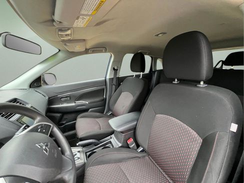 Used 2018 Mitsubishi Outlander Sport ES AWD/4WD image 11