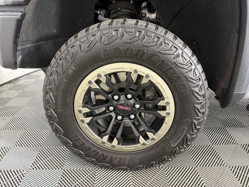 Certified 2024 GMC Sierra 1500 AT4X image 9