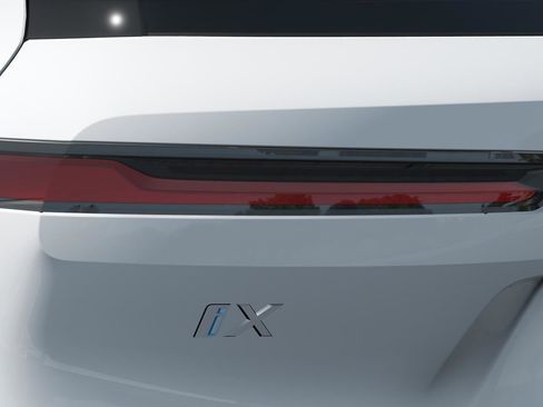 New 2025 BMW iX xDrive50 image 8