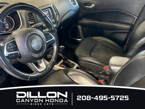 Used 2017 Jeep Compass Latitude AWD/4WD image 10