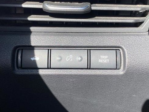 Used 2020 Nissan Altima 2.5 S FWD image 27