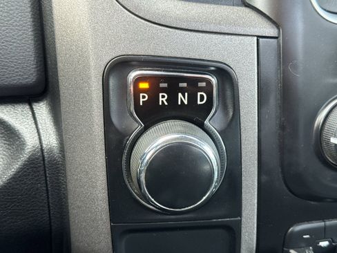 Used 2018 RAM 1500 Express image 19