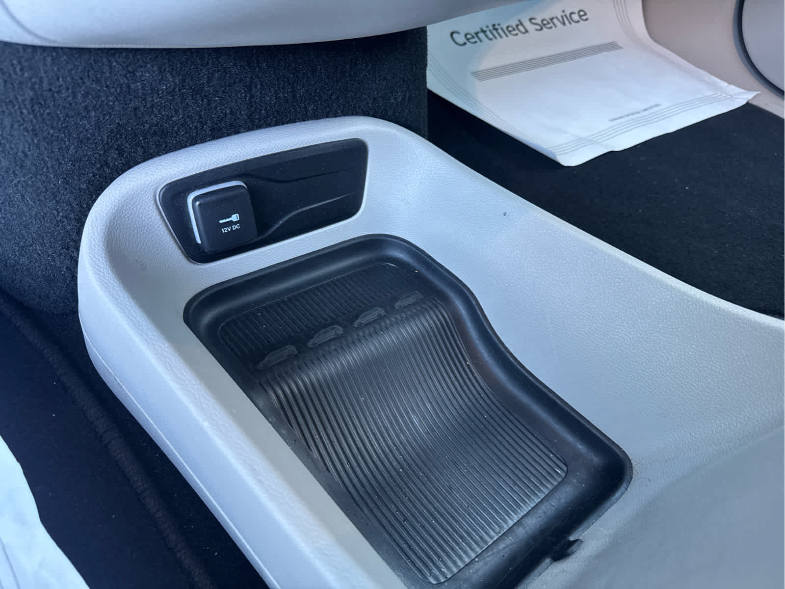 Used 2024 Chrysler Pacifica Touring-L FWD image 26