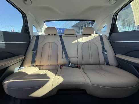 Used 2024 Hyundai Sonata Limited image 29